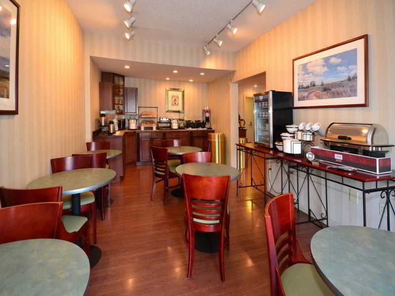 Comfort Inn & Suites Staunton Restaurant foto